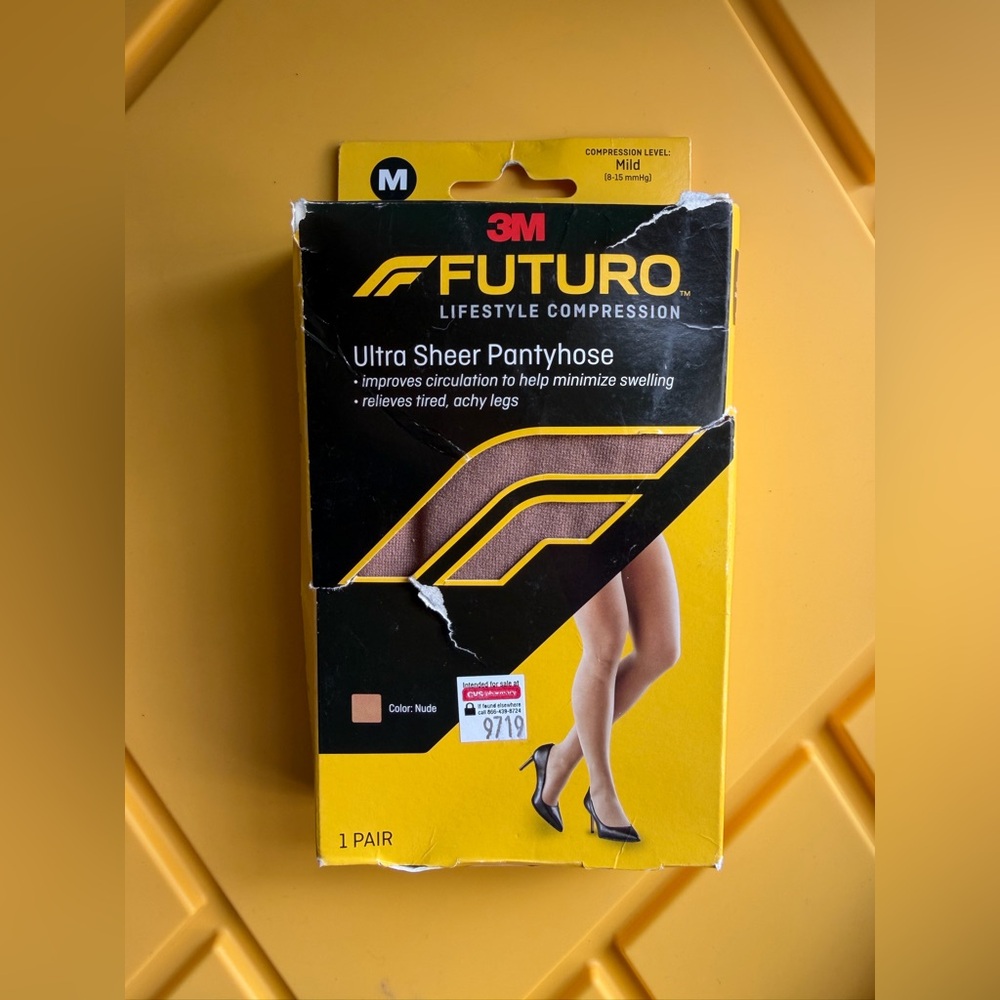 FUTURO Ultra Sheer Pantyhose, Medium, Soft Compression, Nude, Feminine